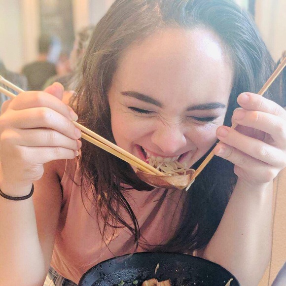 Meet your Posher, Kate - Picture 1 of 1